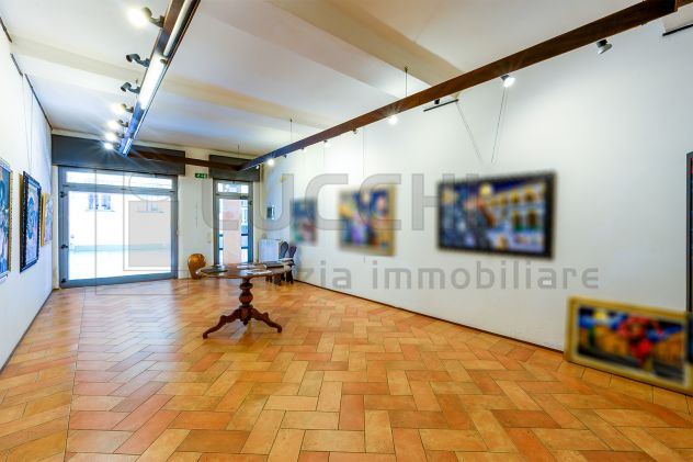 ufficio in vendita a Bologna in zona Centro Storico