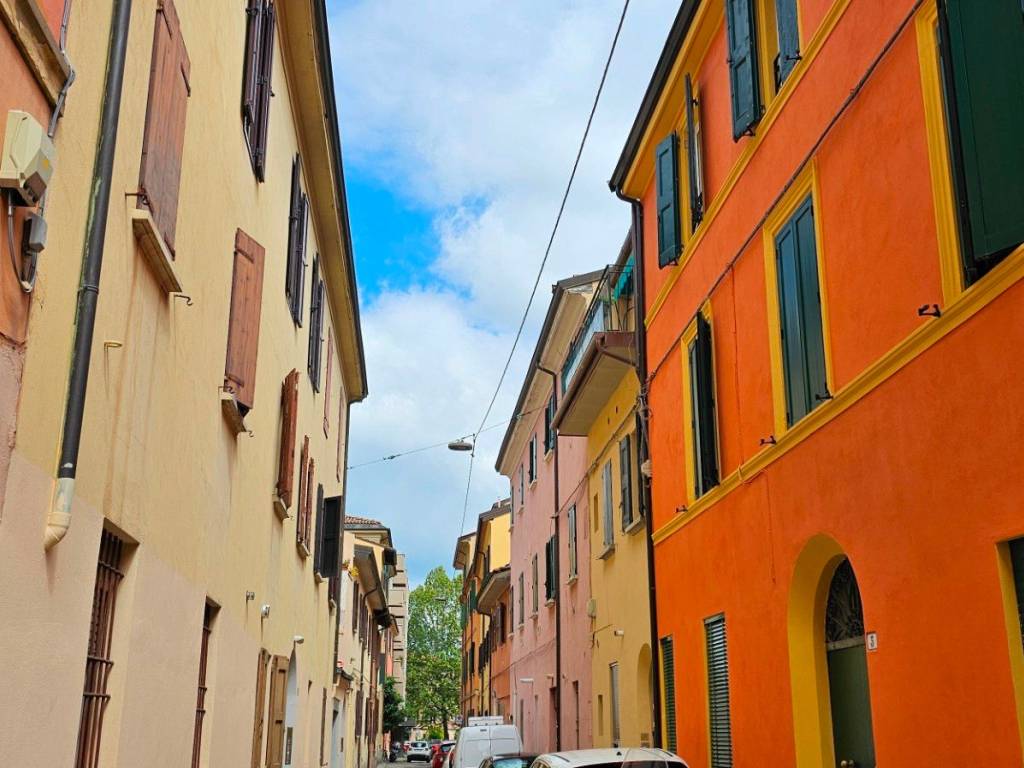 appartamento in vendita a Bologna in zona Andrea Costa
