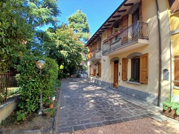 casa indipendente in vendita a Bologna in zona Borgo Panigale