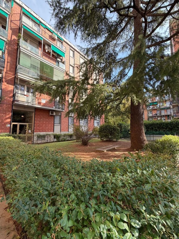 appartamento in vendita a Bologna in zona Mazzini