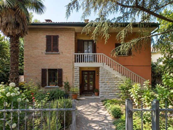 casa indipendente in vendita a Bologna in zona Borgo Panigale