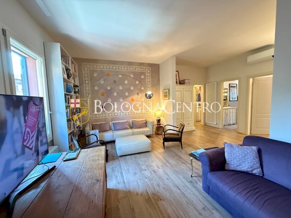 appartamento in vendita a Bologna in zona Santo Stefano