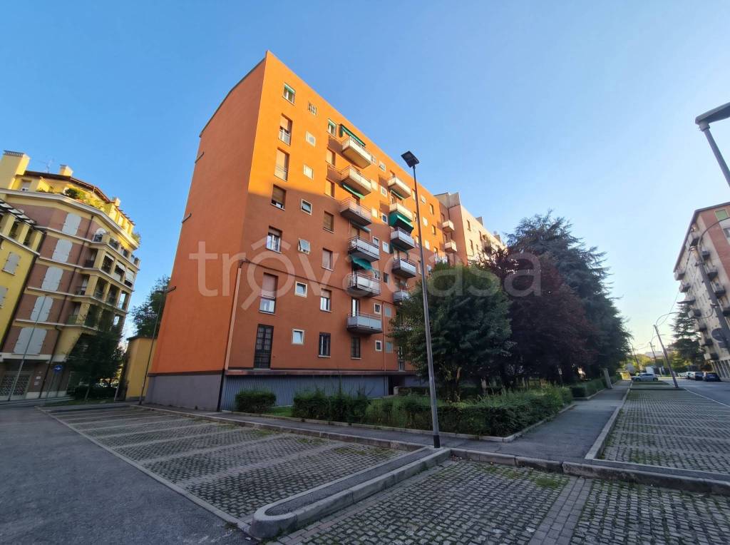 appartamento in vendita a Bologna in zona Borgo Panigale