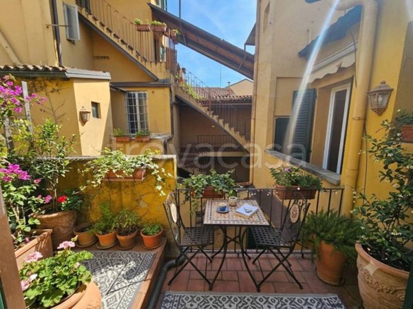 appartamento in vendita a Bologna in zona Santo Stefano