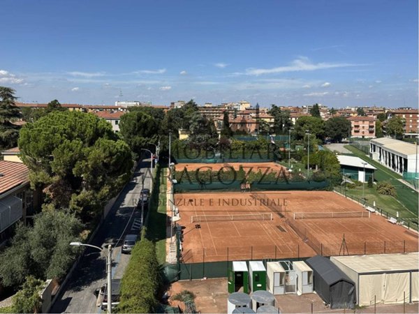 appartamento in vendita a Bologna in zona Andrea Costa