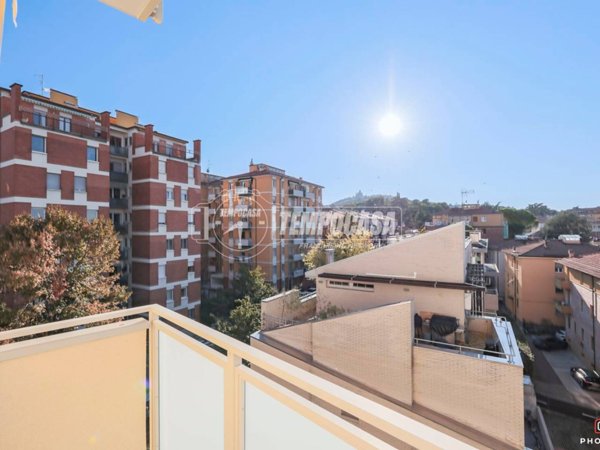 appartamento in vendita a Bologna in zona Saragozza