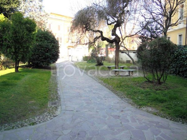 appartamento in vendita a Bologna in zona Santo Stefano