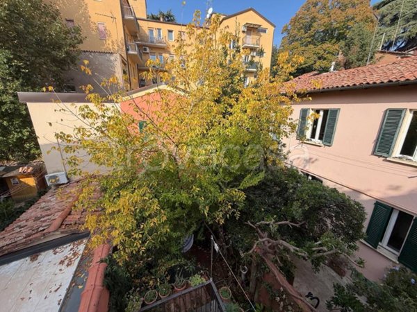 appartamento in vendita a Bologna in zona Santo Stefano