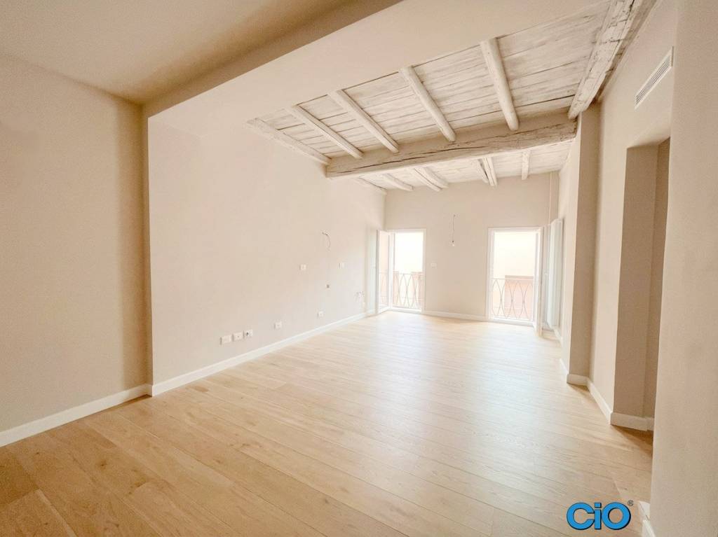appartamento in vendita a Bologna in zona Santo Stefano