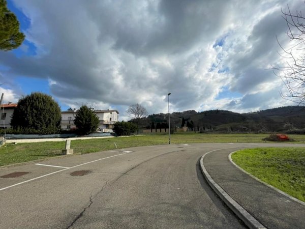 terreno edificabile in vendita a Borgo Tossignano in zona Tossignano