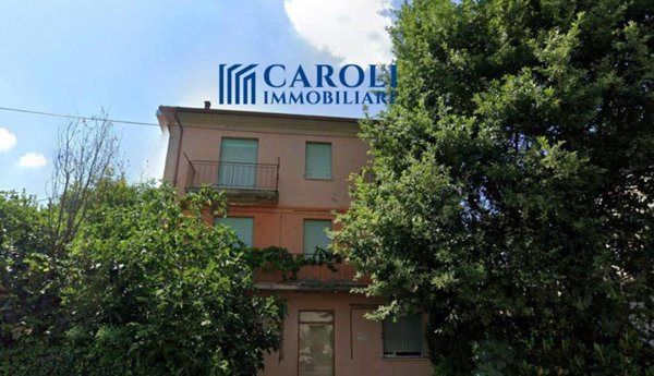 appartamento in vendita a Borgo Tossignano in zona Tossignano