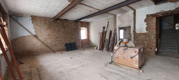 appartamento in vendita a Borgo Tossignano in zona Tossignano