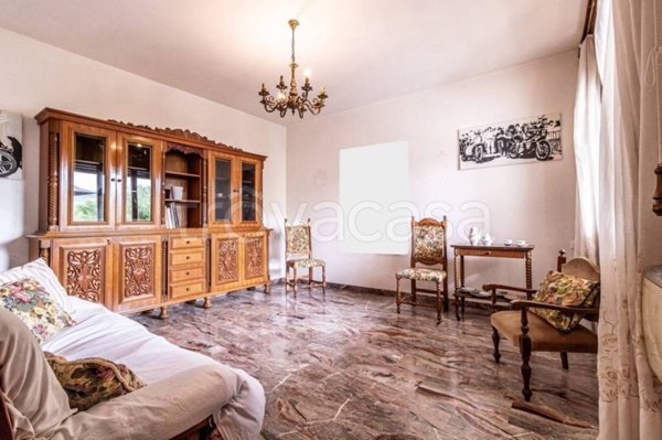 casa indipendente in vendita a Borgo Tossignano in zona Tossignano