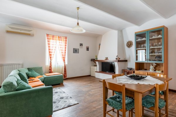 casa indipendente in vendita a Borgo Tossignano in zona Tossignano