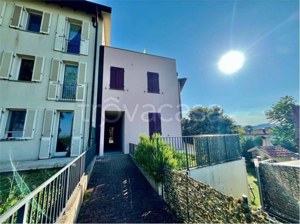 appartamento in vendita a Borgo Tossignano in zona Tossignano