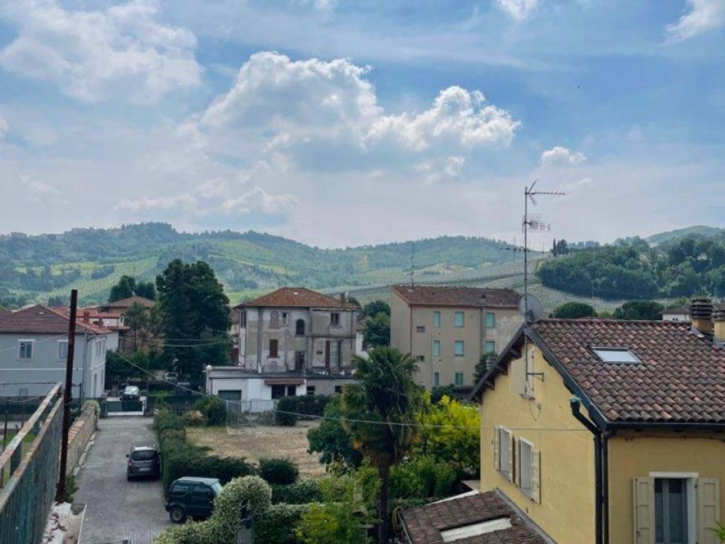 appartamento in vendita a Borgo Tossignano in zona Tossignano