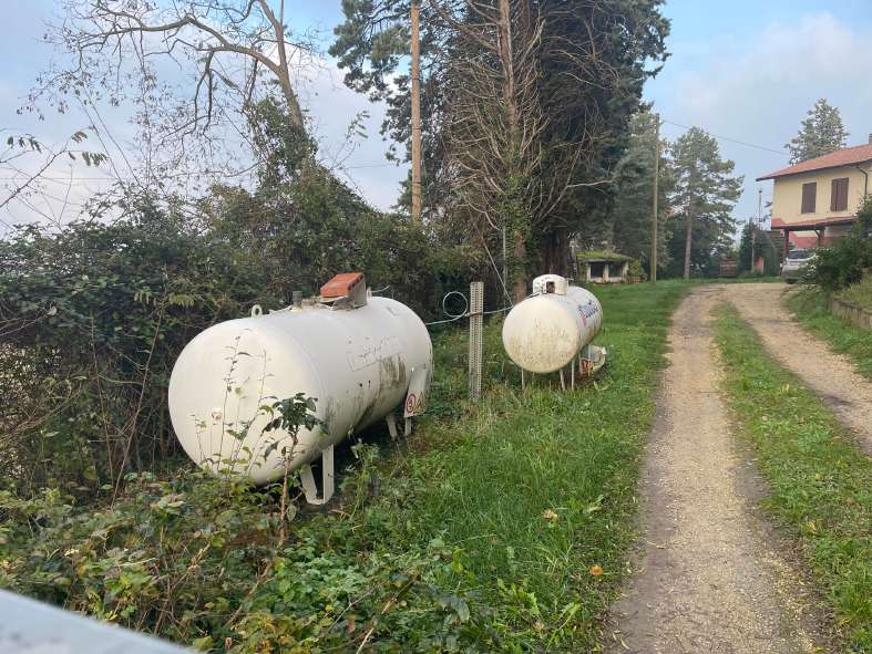 casa indipendente in vendita a Borgo Tossignano in zona Tossignano