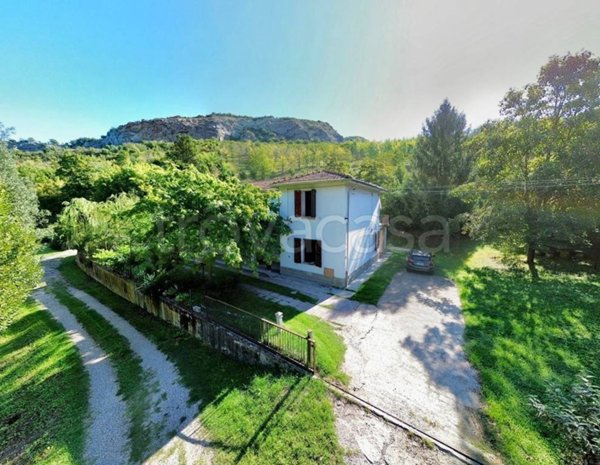 casa indipendente in vendita a Borgo Tossignano in zona Tossignano