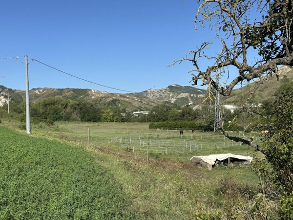 ufficio in vendita a Borgo Tossignano in zona Tossignano