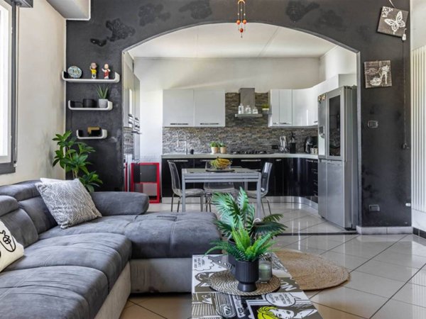 appartamento in vendita a Borgo Tossignano in zona Tossignano