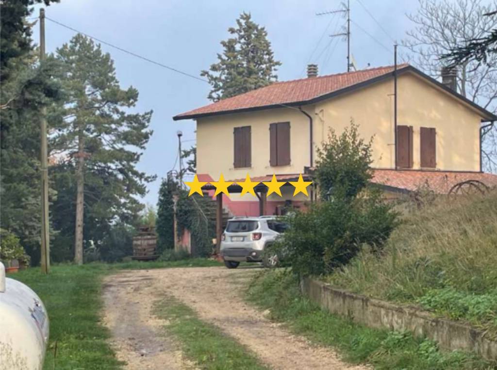appartamento in vendita a Borgo Tossignano in zona Tossignano