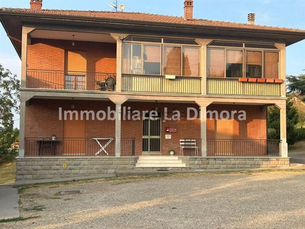 casa indipendente in vendita a Borgo Tossignano in zona Tossignano