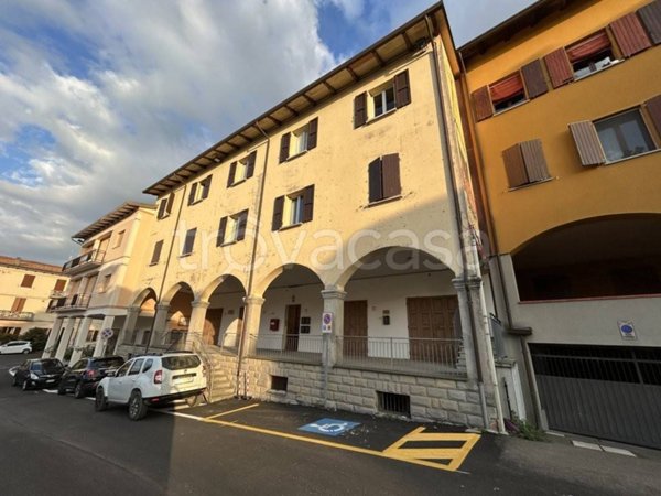 appartamento in vendita a Borgo Tossignano in zona Tossignano