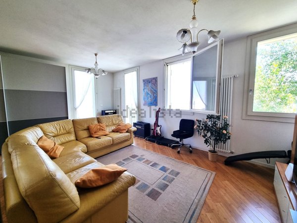 appartamento in vendita a Borgo Tossignano in zona Tossignano