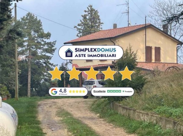 appartamento in vendita a Borgo Tossignano in zona Tossignano