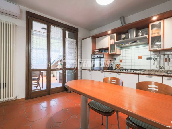 appartamento in vendita a Borgo Tossignano in zona Tossignano