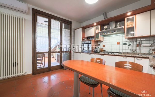 appartamento in vendita a Borgo Tossignano in zona Tossignano