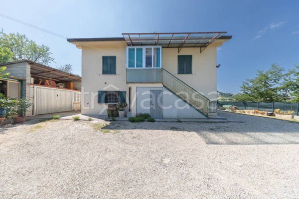 casa indipendente in vendita a Borgo Tossignano in zona Tossignano
