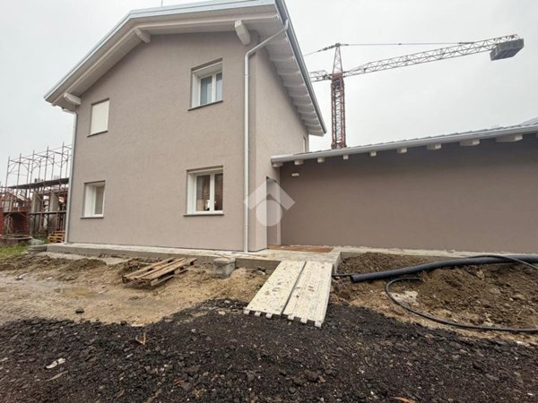 casa indipendente in vendita a Budrio