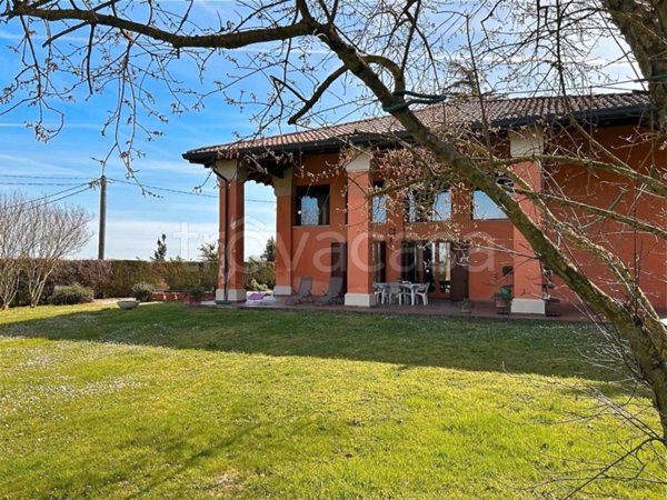 casa indipendente in vendita a Budrio in zona Vedrana
