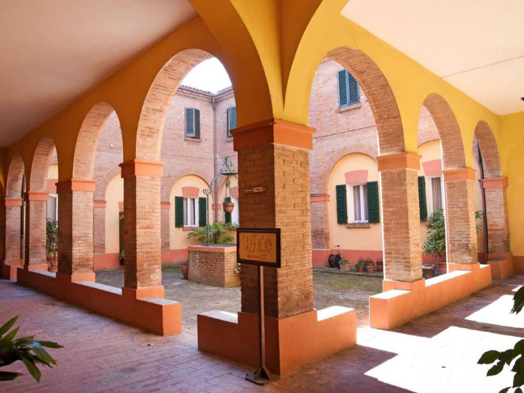 intera palazzina in vendita a Budrio