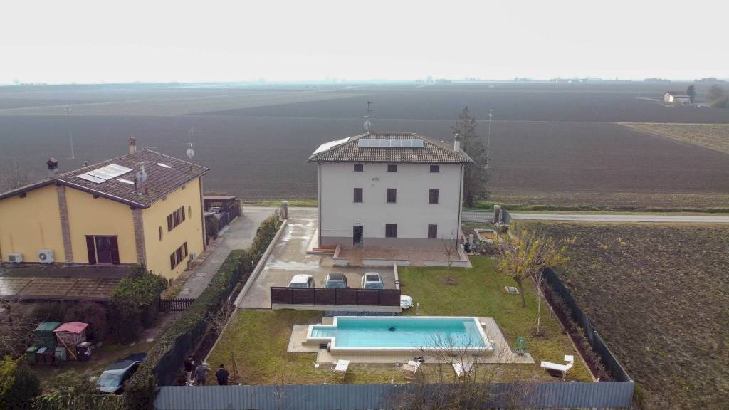 casa indipendente in vendita a Budrio