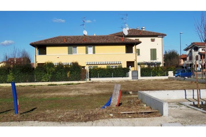 casa indipendente in vendita a Budrio in zona Mezzolara