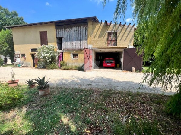 appartamento in vendita a Budrio in zona Vedrana