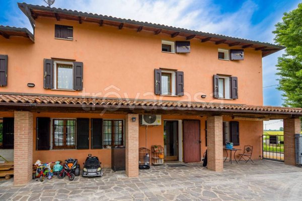 casa indipendente in vendita a Budrio in zona Mezzolara