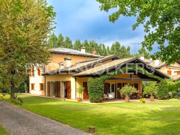 casa indipendente in vendita a Budrio