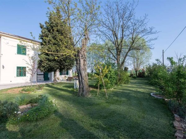 casa indipendente in vendita a Budrio