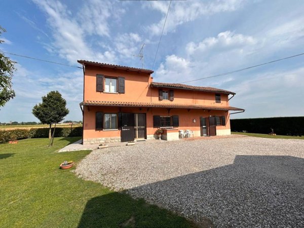 casa semindipendente in vendita a Budrio in zona Vedrana