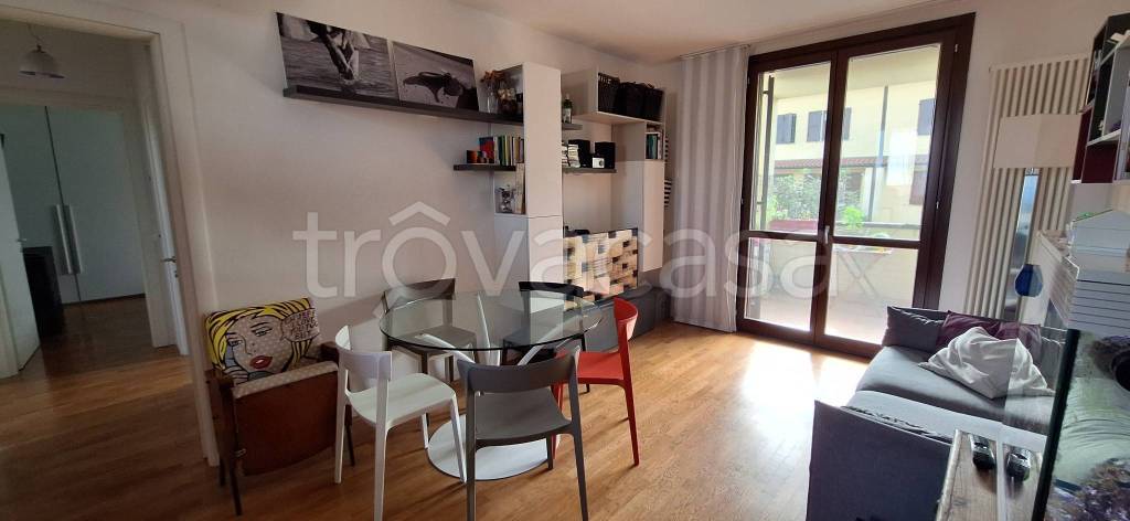 appartamento in vendita a Budrio in zona Prunaro