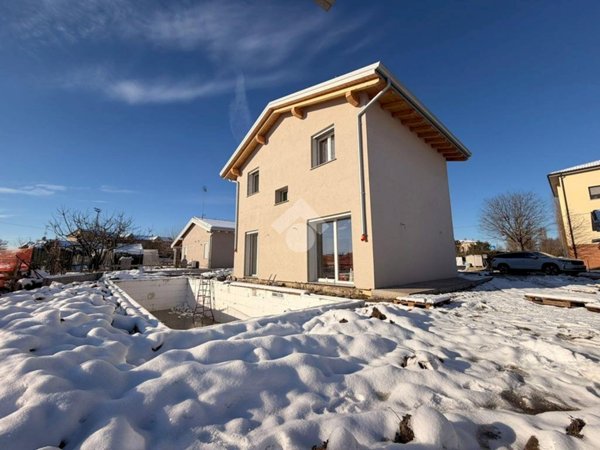 casa indipendente in vendita a Budrio