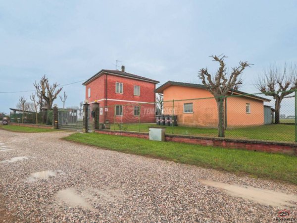 casa indipendente in vendita a Budrio in zona Vedrana