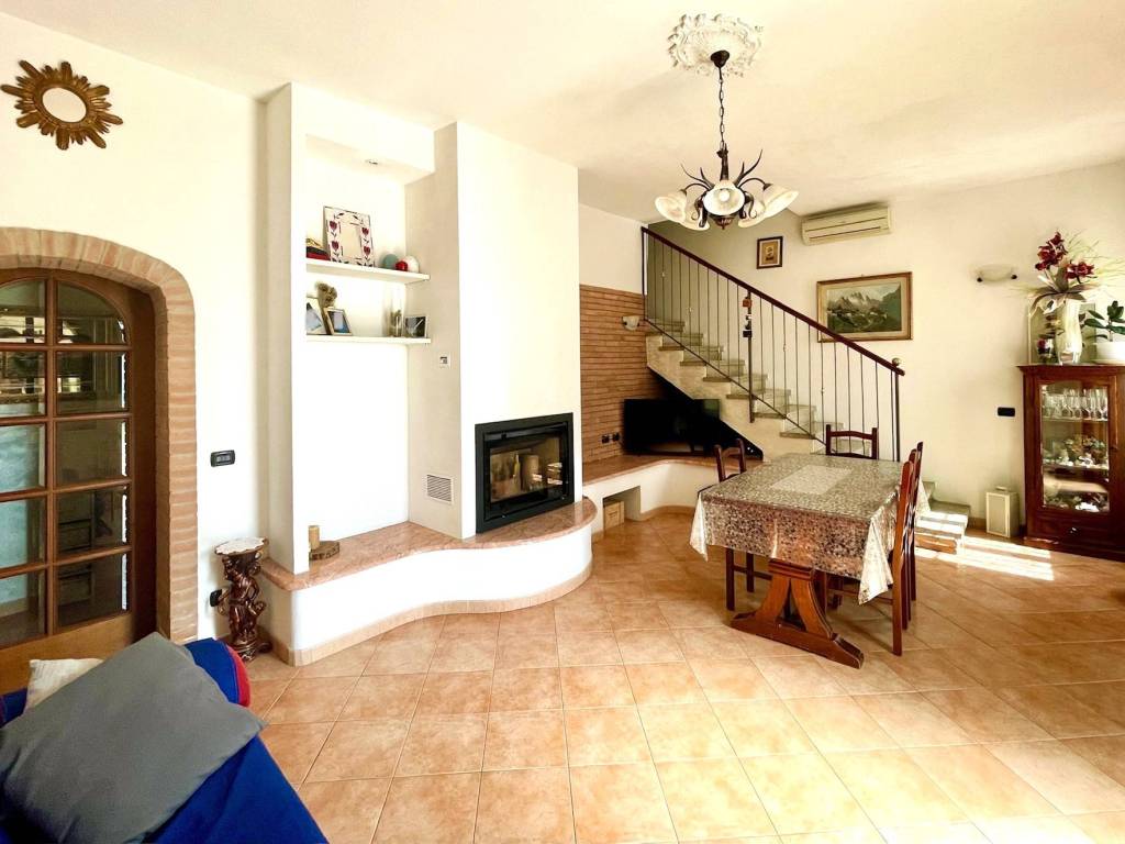 casa indipendente in vendita a Budrio