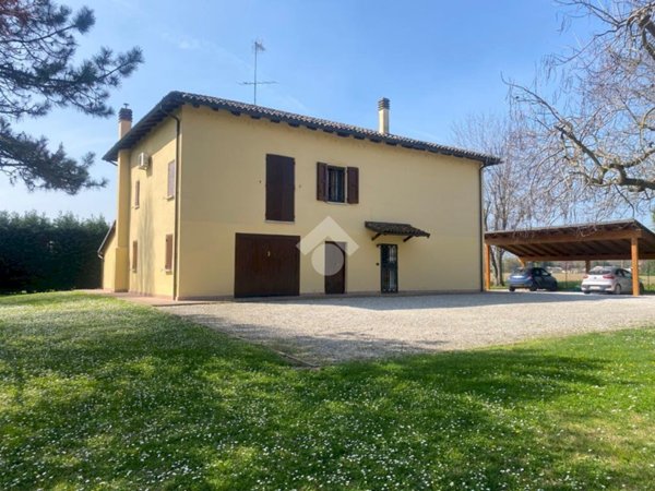 casa indipendente in vendita a Budrio
