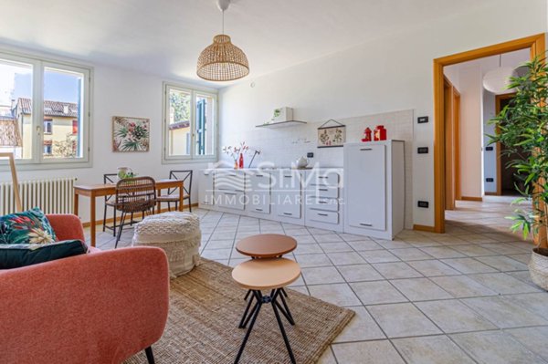 appartamento in vendita a Budrio in zona Cento