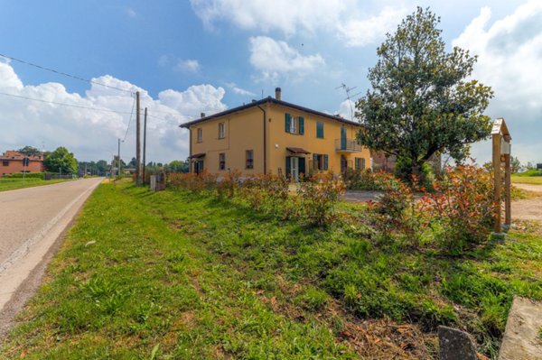 casa indipendente in vendita a Budrio