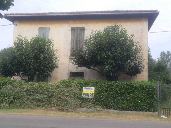 casa indipendente in vendita a Budrio in zona Dugliolo